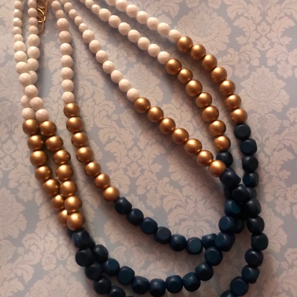 Multi chain necklace - Picture 1 of 2